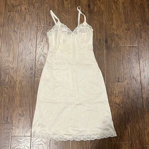 Vintage slip